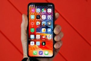 Apple yeni iPhone'ların dışa bağımlılığını azaltacak!