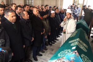 Kartal'da çöken binada ölen karı-koca son yolculuğuna uğurlandı