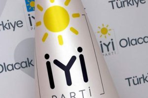 İYİ Parti, Bursa'da 3 ilçe belediye başkan adayını açıkladı