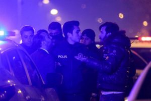 Beşiktaş'ta gece kulübünde silahlı kavga