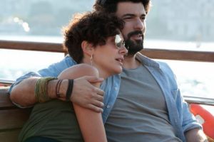 Engin Akyürek ve Bergüzar Korel'in altı saatlik Boğaz turu
