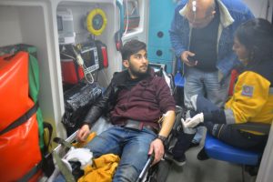 2 üniversite öğrencisini yaralayıp gasp ettiler!