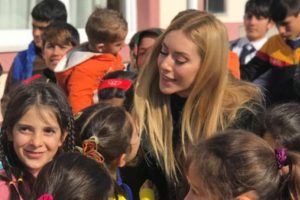 Sinem Kobal Iğdır'da