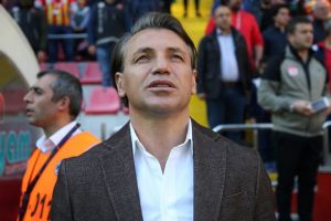 Tamer Tuna, Beşiktaş'ı bekliyor