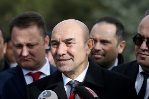 Tunç Soyer, 'çılgın projesini' açıkladı