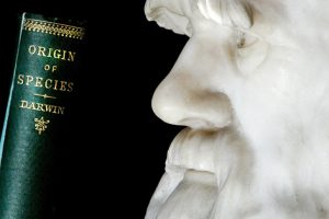 Darwin anavatanı İngiltere'de sansürlendi