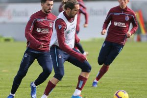 Trabzonspor'da Hüseyin Türkmen antrenmanı tamamlayamadı