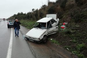 Mucizevi kurtuluş! Hurdaya dönen araçtan burnu bile kanamadan çıktı