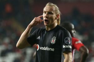 Beşiktaş aşkına Roma'yı yaktı!