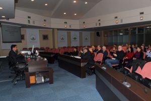 Bursa'da belediye personeline omurga sağlığı semineri