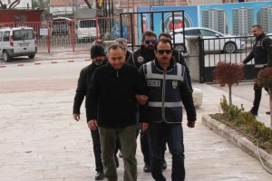 FETÖ şüphelisi eski 3 komiser yardımcısı adliyede