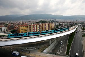 Bursa'da 12.00-17.00 arasında metro ücretsiz!