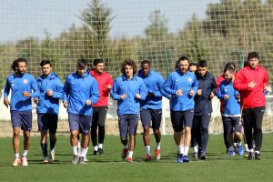 Antalyaspor ara vermeden çalışmalara başladı