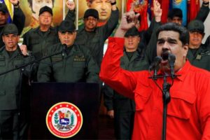 Maduro emir verdi! Askerler tetikte bekliyor...