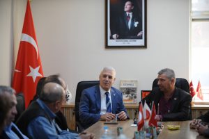 Bursa Büyükşehir Belediye Başkan Adayı Bozbey: Omuz omuza verip başarıya ulaşacağız