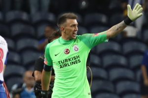 Fernando Muslera isyan etti