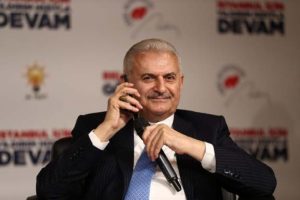 Binali Yıldırım öğrencilerle buluştu