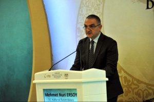 Bakan Ersoy, Rumelili göçmenlerle buluştu
