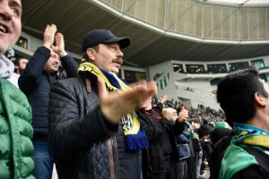 Bursa İl Emniyet Müdürü Osman AK Bursaspor maçını tribünde izledi