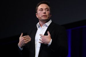 Tesla'da işe girecek herkesin Musk'ın onayından geçmesi gerekiyor