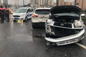 TEM otoyolunda zincirleme kaza