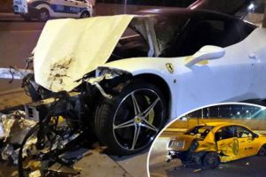 Lüks otomobil taksiye çarptı! 1 ölü