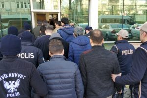Uyuşturucu operasyonuna 10 gözaltı