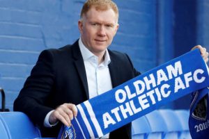 Paul Scholes 1 ayda istifa etti