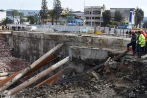 Metro otopark inşaatındaki göçükte bir kişinin cansız bedenine ulaşıldı