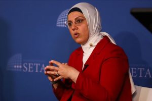 Milletvekili Kan: Venezuela meselesi turnusol kağıdı gibi