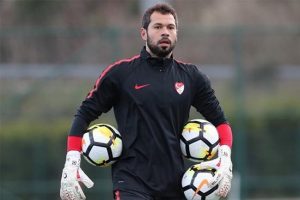 Konyaspor'dan manidar Serkan Kırıntılı paylaşımı