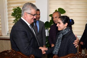 Görme engelli kızın şampiyonluk azmi engel tanımadı