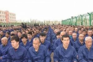 Çin, Doğu Türkistan'da toplama kamplarını küçültme vaadinde bulundu