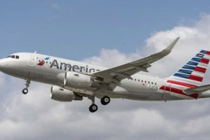 American Airlines, Venezüella'ya uçuşları askıya aldı