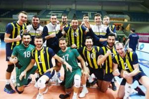 Fenerbahçe yarı finalde!