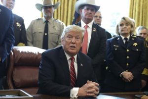 Trump, ''ulusal acil durumun'' iptalini isteyen tasarıyı veto etti