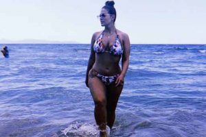 Kendine uygun bikini bulamayınca...