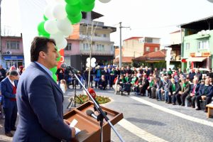 Bursa Osmangazi Belediyesi mahallelere nefes aldırıyor