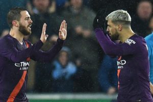 Manchester City kupada yarı finalde