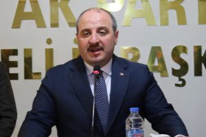 Bakan Varank: ''Bizim gönderdiğimiz paraları Kandil'e peşkeş çektiler''