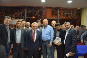 Bursa Yıldırım Belediye Başkan Adayı Özbek: ''Gençler değişimden yana''