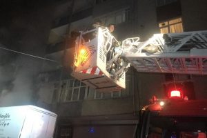 Mobilya imalathanesinde korkutan yangın