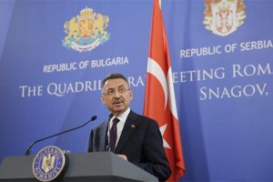 AK Parti Sözcüsü Çelik'ten Yusuf Özoğul'a telefon