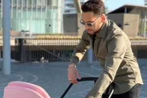 Hakan Çalhanoğlu'ndan kızı Liya ile ilk paylaşım