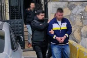 ''Fenerbahçe yöneticisiyim'' diyerek dolandırırken yakalandı