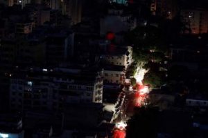 Venezuela'da elektrik yeniden sağlandı
