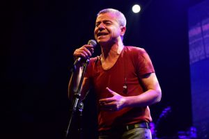 Bursa'da Levent Yüksel'den nostalji rüzgarı