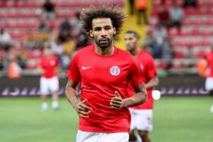Fenerbahçe, Nazım Sangare ile anlaştı
