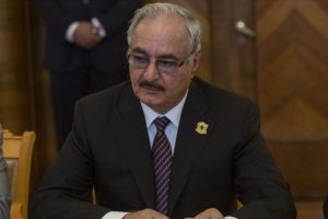 'Hafter, Batı yeşil ışık yakmadan harekete geçemez'