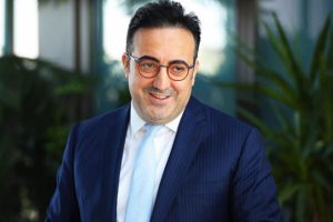 İlker Aycı: En az 3 saat önce gelin